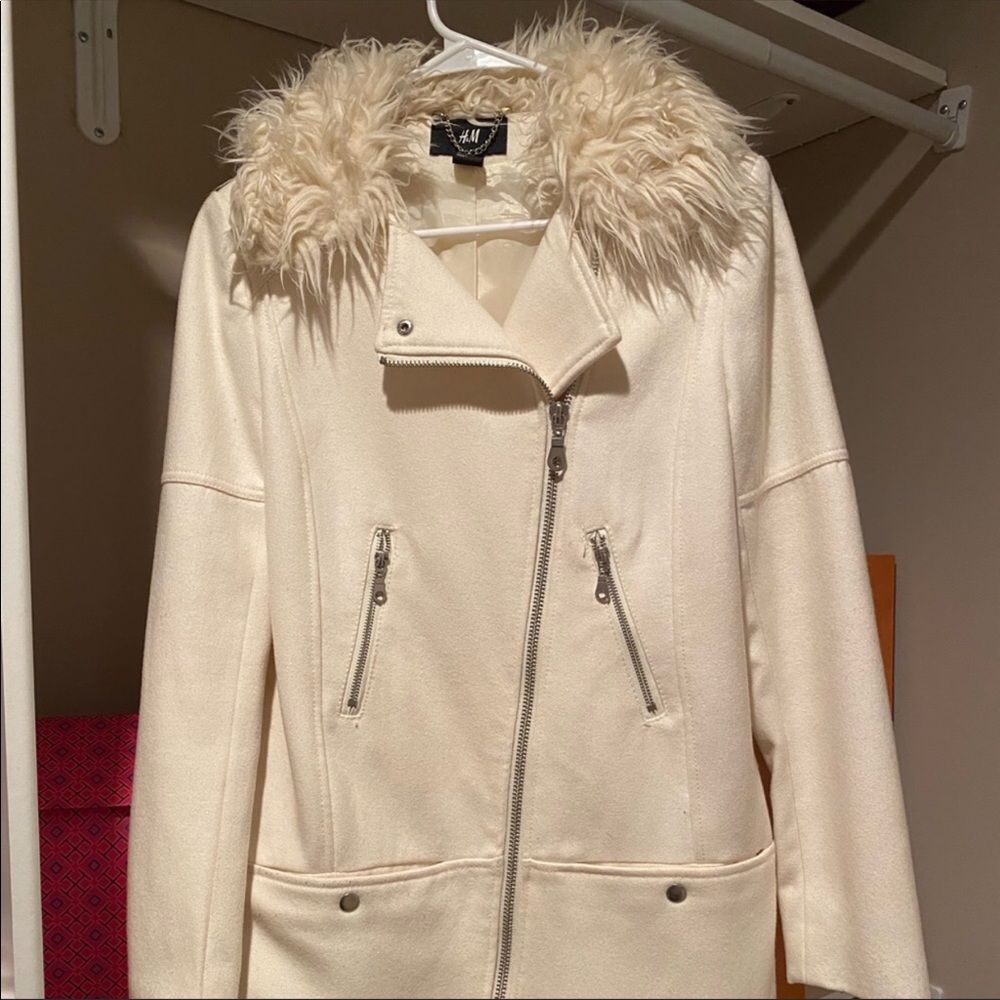 H&M White Coat with Fur